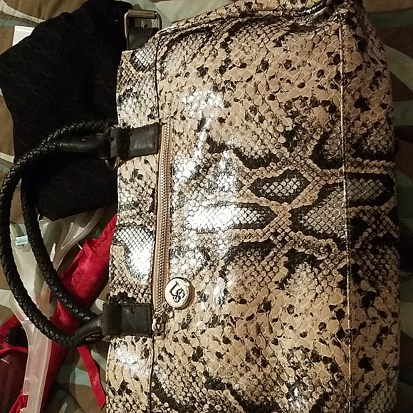 Purse - Picture 3 of 4
